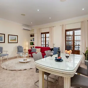Downtown -parking Included- Apartamento